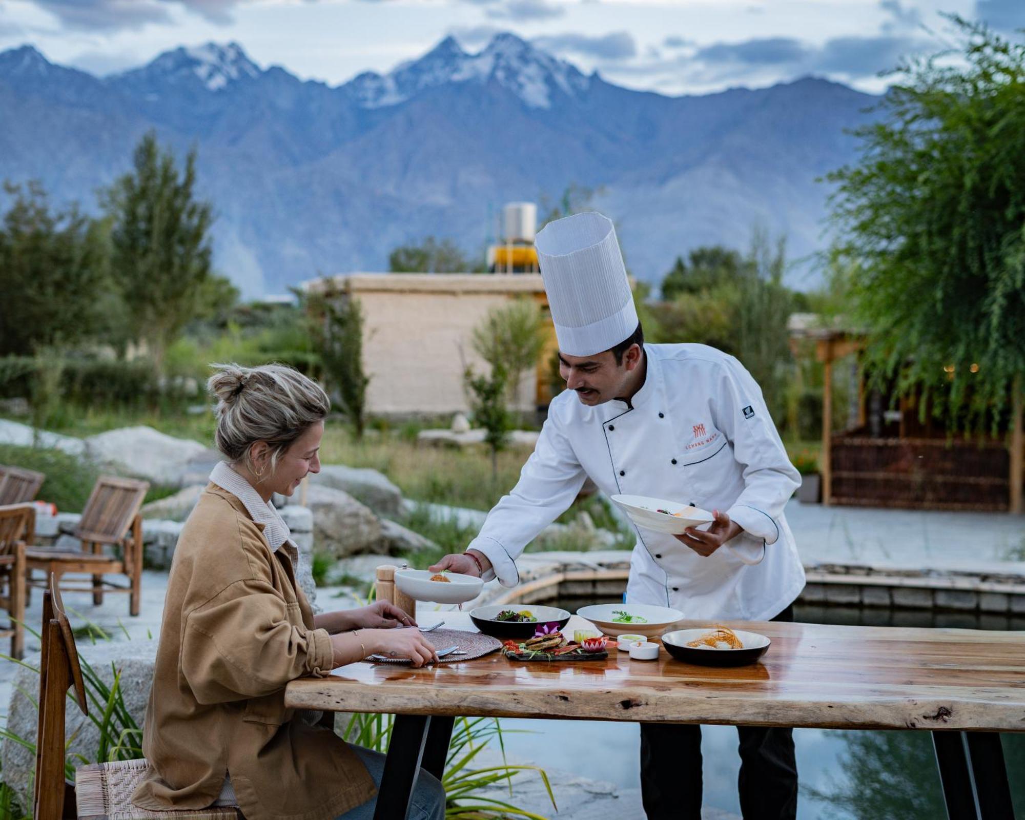 Lchang Nang Retreat-The House Of Trees-Nubra Valley Otel Sumur Dış mekan fotoğraf