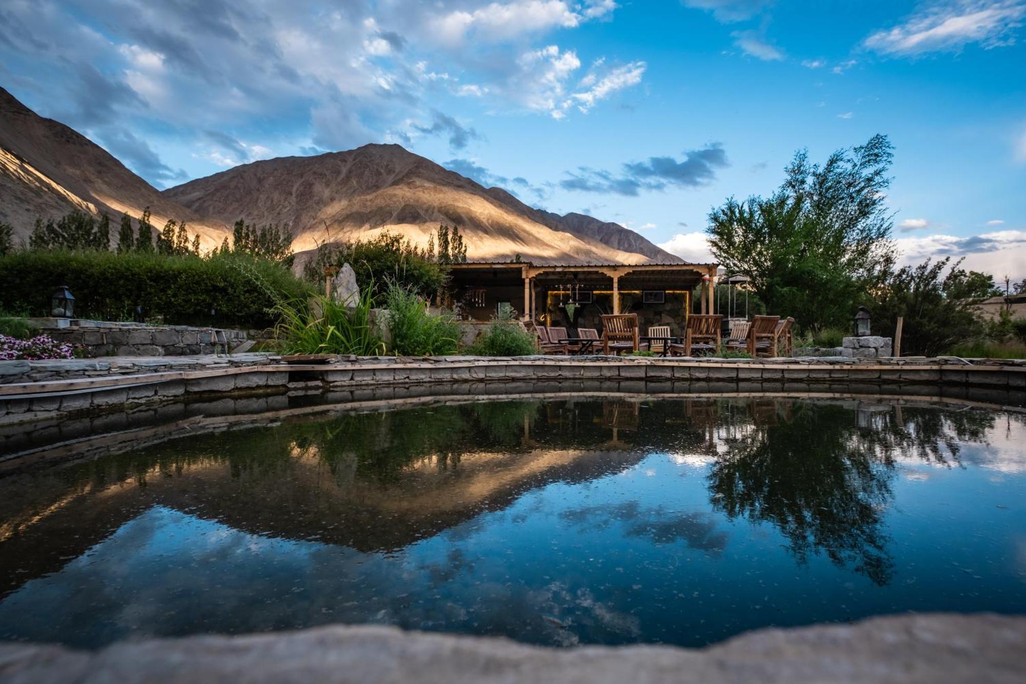 Lchang Nang Retreat-The House Of Trees-Nubra Valley Otel Sumur Dış mekan fotoğraf