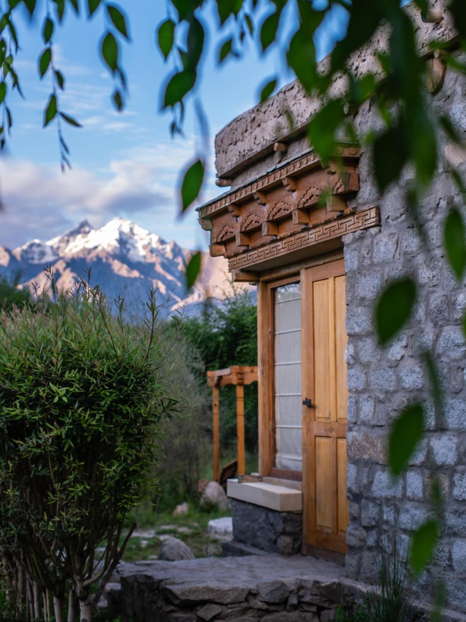 Lchang Nang Retreat-The House Of Trees-Nubra Valley Otel Sumur Dış mekan fotoğraf